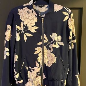 Lightweight bomber style jacket